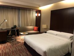 -上海龙之梦万丽酒店