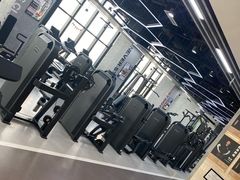 -跃动游泳健身俱乐部(新华传媒店)
