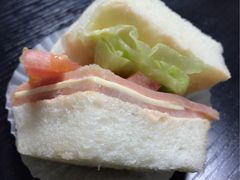 -好利来(东四店)