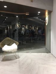 -苏豪路易士·嘉玛发廊