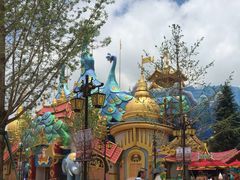 -七彩云南欢乐世界