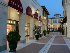 -佛罗伦萨小镇广佛名品奥特莱斯(疏港路店)