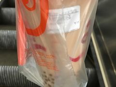 琥珀珍珠奶茶-CoCo都可(嘉定日月光店)