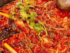 老铁锅秘制美蛙-鸿顺老铁锅美蛙鱼府(解放碑店)