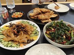 -红东阁东北菜烤肉酒馆(CROSS万象汇店)