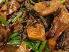 -闯关东东北农家菜(崂山石老人店)
