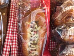 -红宝石·鲜奶小方·海派西点房(南丹店)