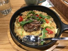 菌香牛扒焗饭-LO CALCOW卡路力轻食主义餐厅(陆家嘴店)