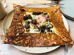 鸡蛋蘑菇熏肉荞麦可丽饼-RAC BAR(安福路店)