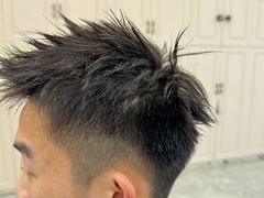 -银泰百货(舟山临城店)