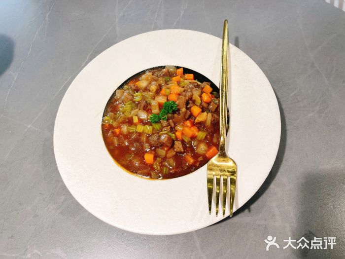 3号仓库·创意中国菜(乐清正大广场店)黑椒牛肉意面图片