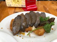 -乌文新澄海卤鹅店