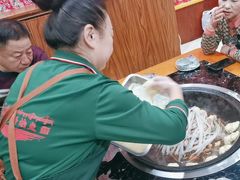 -边江铁锅炖鱼(振八街店)