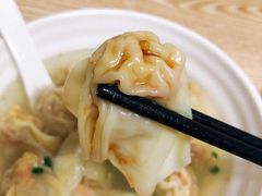 鲜虾蟹子云吞-云云美食