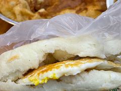 烧饼夹鸡蛋-增盛魁小吃店