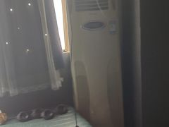 -VR 间客漫·PS电玩·虚拟现实包间游戏电竞(街道口店)