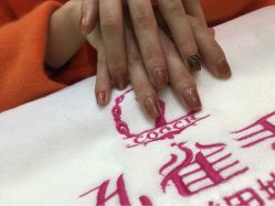 picture-孔雀手美甲美睫护理