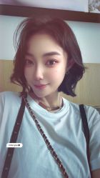 -Hello Lady发型设计