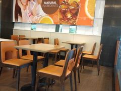 -东方既白(黄兴路大润发店)