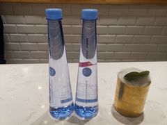 -名创优品(北京新中关购物中心地铁层店)