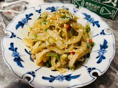 藤椒毛肚-禄婶鸡煲·打边炉