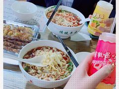 -陇上全荟兰州传统牛肉面(延吉路店)