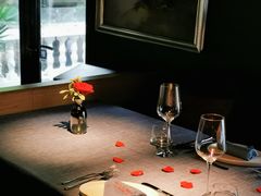 -弦月窗LUNETTE BY AMANDA(复兴路店)