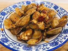 -江城燕子大排档(江汉路步行街店)