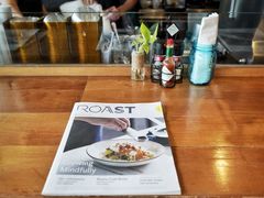 -ROAST coffee & eatery