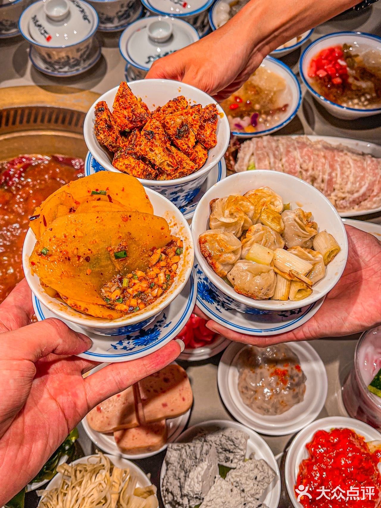 老板疯了！菜品统统都10块💰！