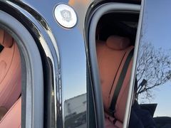 -蔚来中心(北京中关村店)