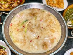 -老来福·非遗酸汤兔(凯旋路店)