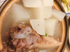 萝卜筒骨煲-卤儿道道(杭州大厦501店)