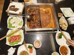 -百年川椒重庆老火锅(光谷店)