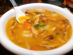 松茸烩花胶-敏珠拉姆藏餐·南京厨房(富春江东街店)