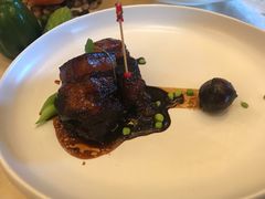 -鸿一饭店(隐秀路店)