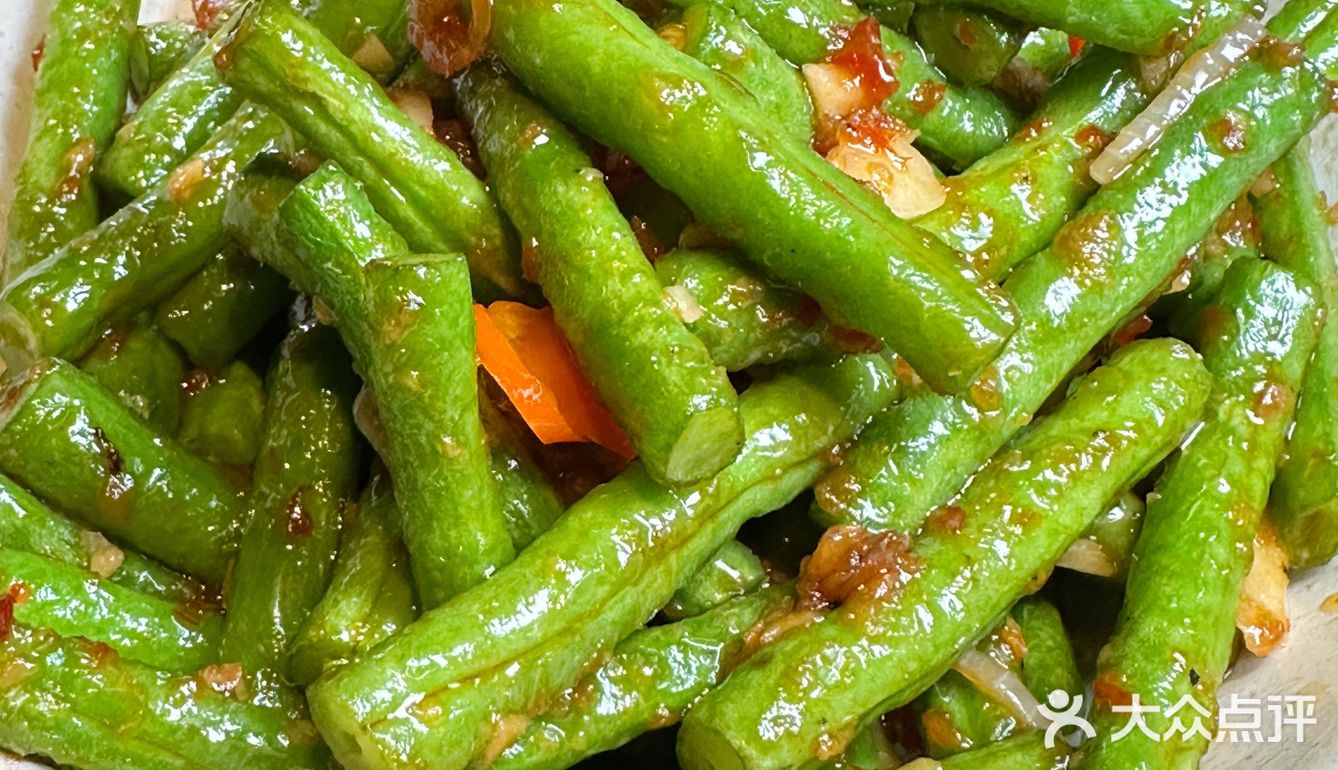 一整个高级住了！这个南洋料理餐厅！