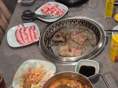 -金滏山烤肉·海鲜·火锅自助餐厅(襄阳万达店)