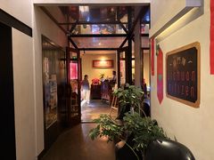 -龙门阵茶屋川菜馆(武康路店)