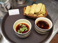 石屏烧豆腐-老滇山寨•云南特色菜•地方菜•民族风情歌舞表演(金碧店)