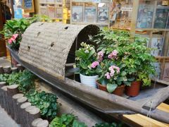 -猫的天空之城概念书店(杭州南宋御街店)