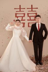 -麦田·婚纱摄影(天河新天地店)