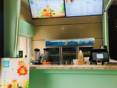-缤纷KTV(东方新城店)
