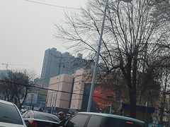 -胖东来生活广场(健康路店)