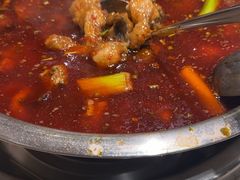 -肖肖酸萝卜鱼火锅(总店)