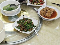 -始于2011柳周农家菜沙田柚美食店(东大街店)