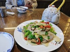 -缘来聚·徽菜名店(黄山宏村店)
