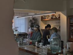 -巴浪鱼咖啡馆 Local Fish