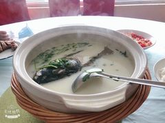 -天乐农家鱼头王(天目湖店)
