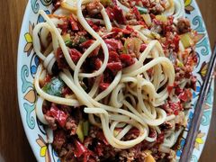 -歹歹的加个面过油肉拌面